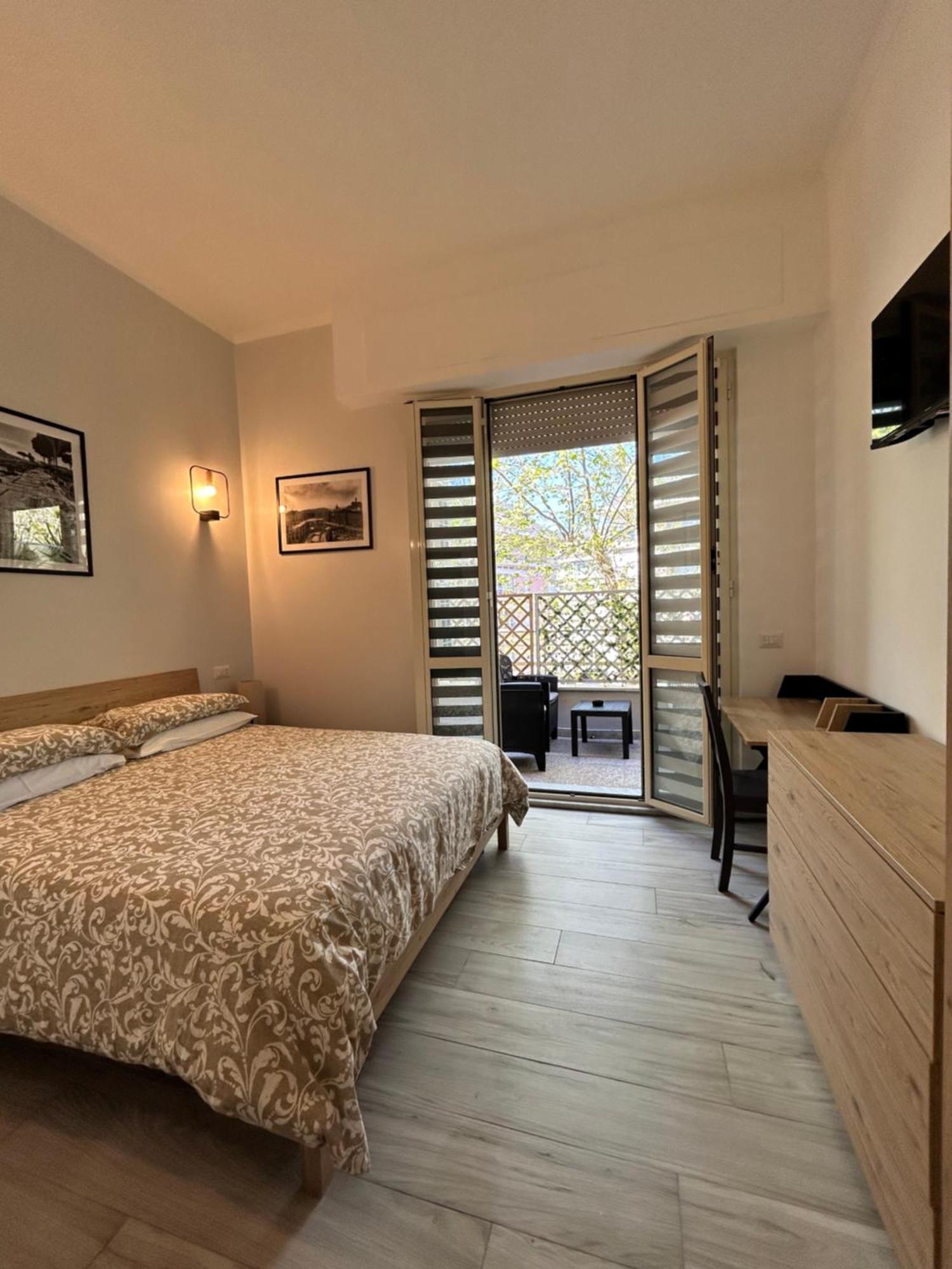 Vacanze Romane Lido di Ostia Dış mekan fotoğraf